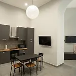 Lejlighedshotel Il Miracolo Luxury House 4*