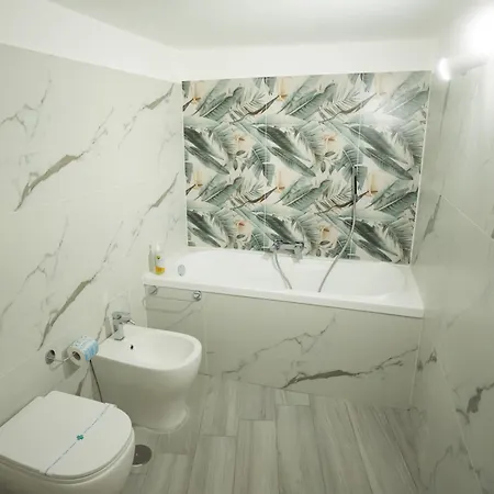 Il Miracolo Luxury House アパートホテル ナポリ