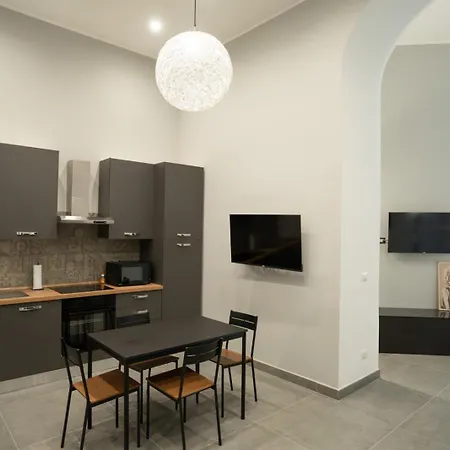 アパートホテル Il Miracolo Luxury House 4*
